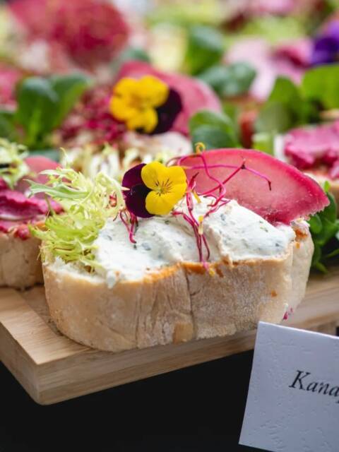 Catering,który wspiera udane spotkania.Ty zapraszasz gości,a my zajmiemy się resztą! 

Białystok i okolice | www.wieszcojesz.com.pl
media production: @marathabitat