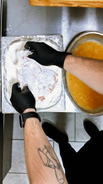 ❄️ Organizujesz półkolonie lub zimowisko? Posiłki dla uczestników zostaw nam!

U nas schabowy nie wyskakuje z paczki 😉 Zobacz, jak przygotowujemy domowe obiady — od rozbicia mięsa po zapakowanie gotowego posiłku.

📍 Białystok i okolice
📩 Napisz do nas wiadomość — wyślemy ofertę!
www.wieszcojesz.com.pl
kontakt@wieszcojesz.com.pl

media production: Marathabitat